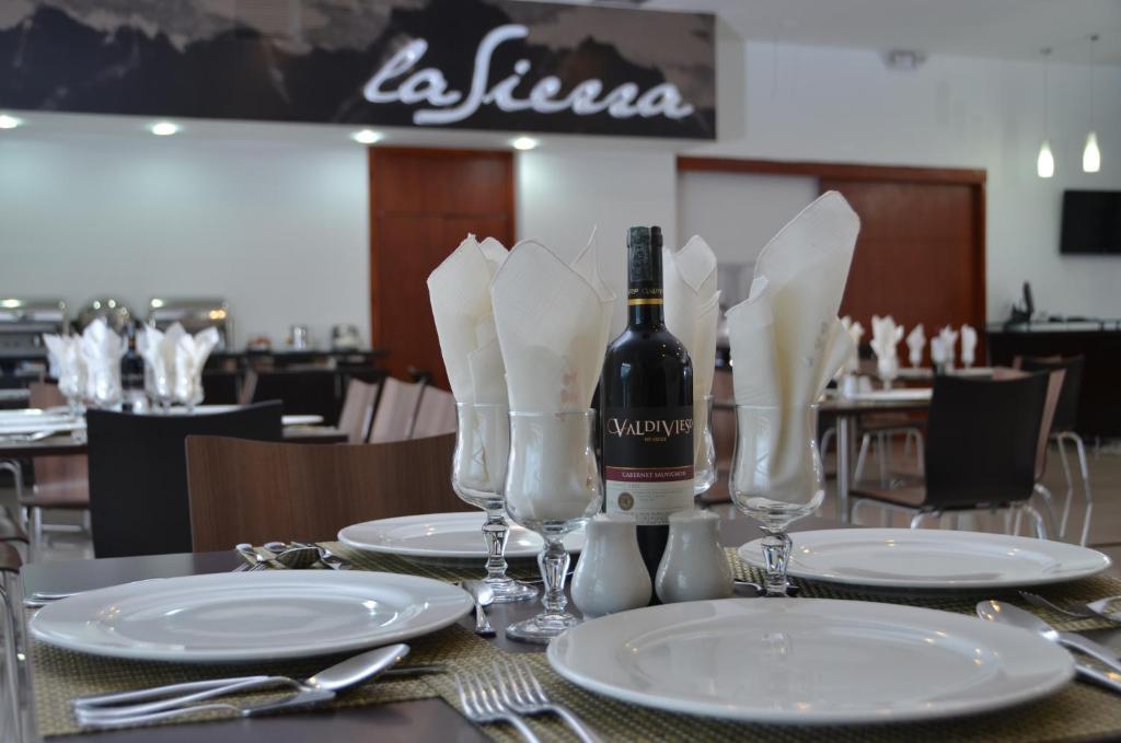 Hotel Tativan Валедупар Екстериор снимка
