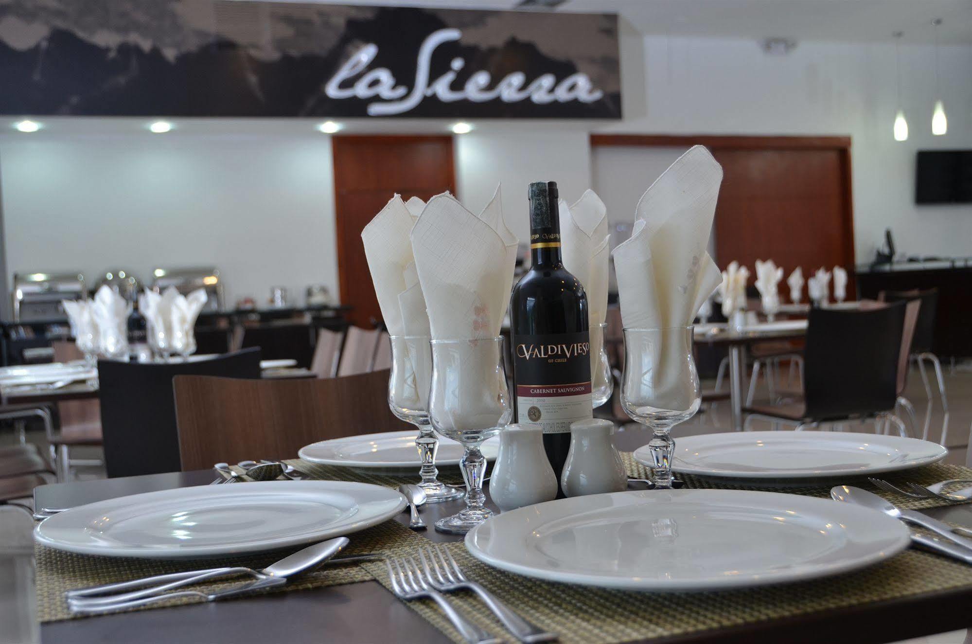 Hotel Tativan Валедупар Екстериор снимка